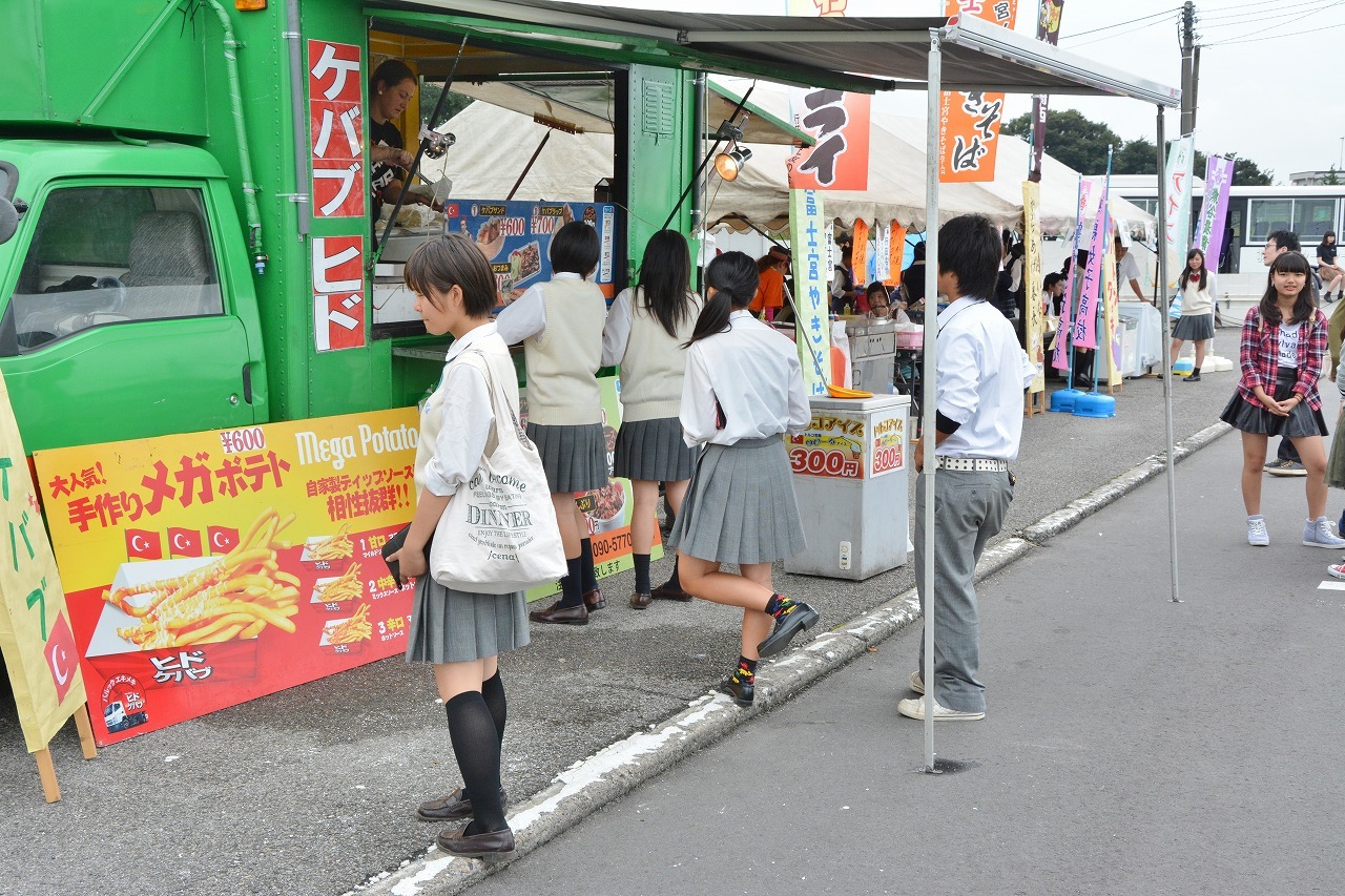 11　富士宮やきそば・からあげ番長