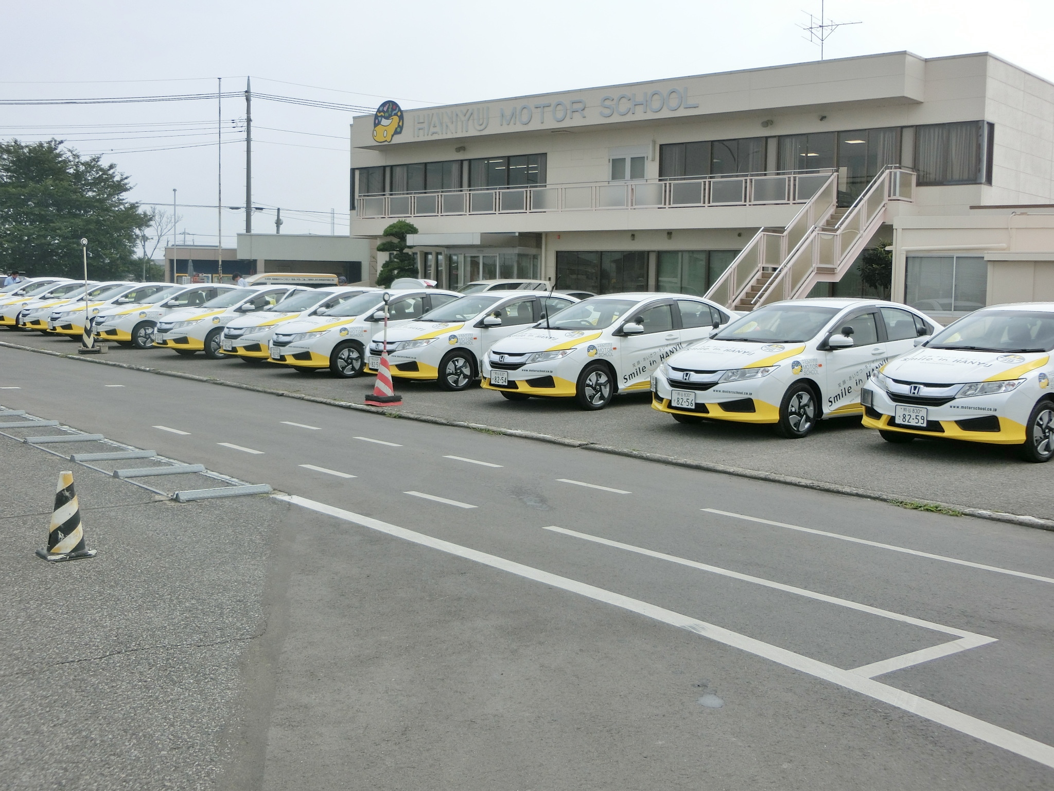 本日より 教習車グレイスの使用開始です 羽生モータースクール最新情報 本日より 教習車グレイスの使用開始です 羽生モータースクール最新情報